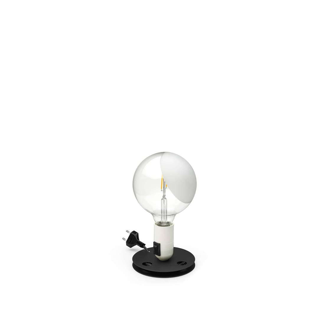Lampe de table « Lampadina » de Flos