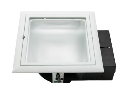 Square Bianco TLB Proiettore Quadrato da Incasso a Soffitto - IdeaDiLuce